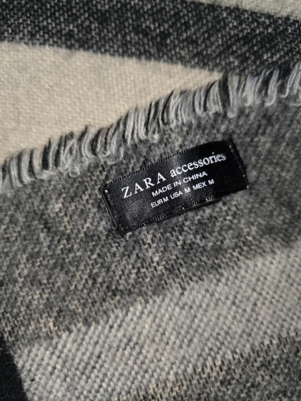 Zara Shawl wrap scarf black plaid